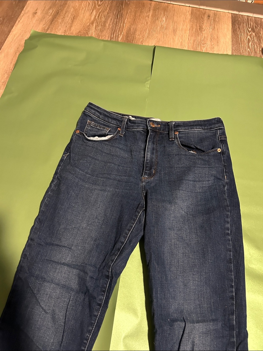Universal Thread Jeans - Picture 2 of 2